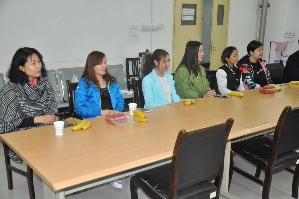 感受节日的祝福